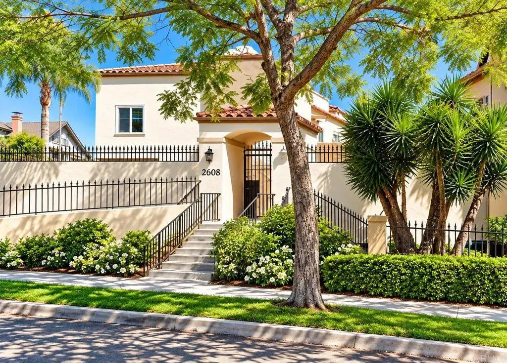 2608 Broadway #4, San Diego, CA 92102 - #1