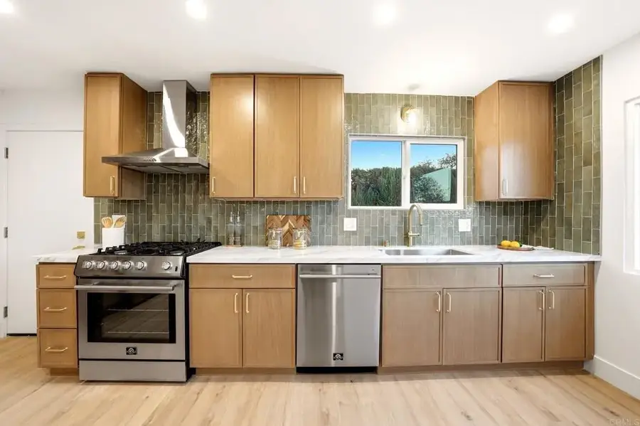 4592 Contour Blvd, San Diego, CA 92115 - #3