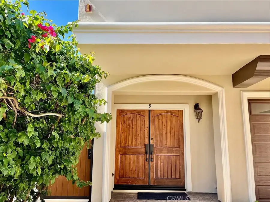 227 S Helberta Avenue #B, Redondo Beach, CA 90277 - #3