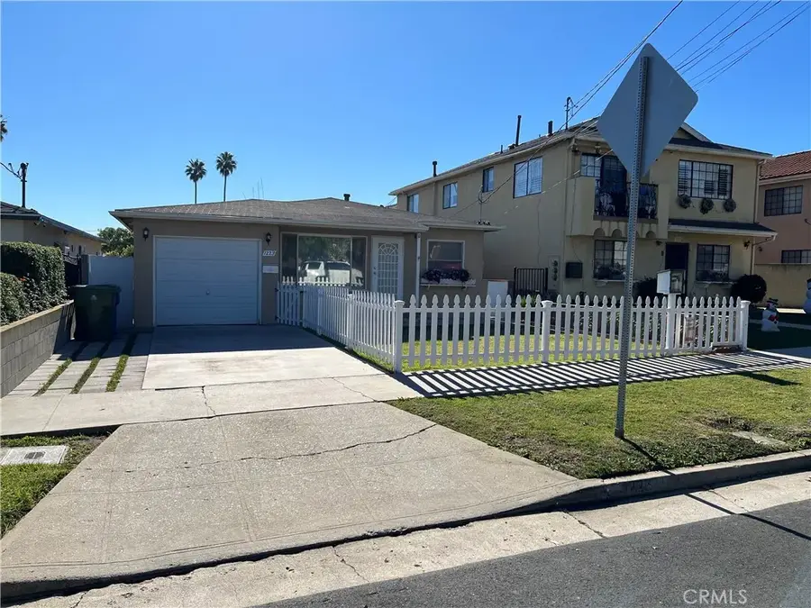 1223 W 23rd Street, San Pedro, CA 90731 - Image #2