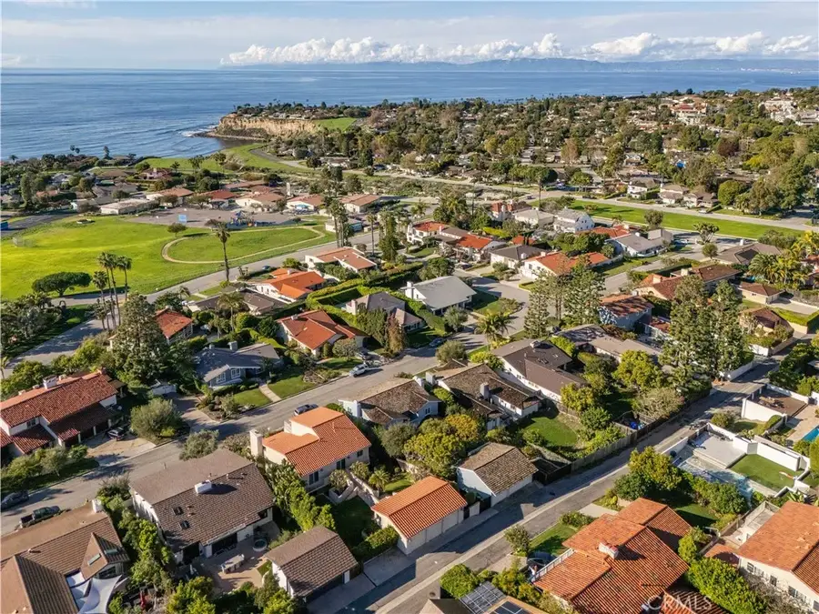 2816 Via Pacheco, Palos Verdes Estates, CA 90274 - Image #2