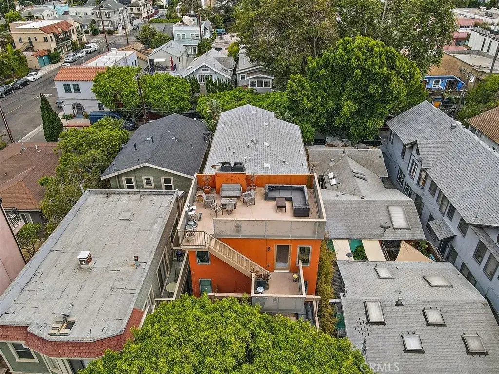 241 Horizon Avenue, Venice, CA 90291 - #1