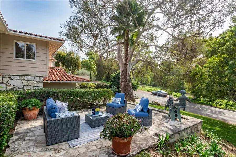 3401 Paseo Del Campo, Palos Verdes Estates, CA 90274 - Image #2