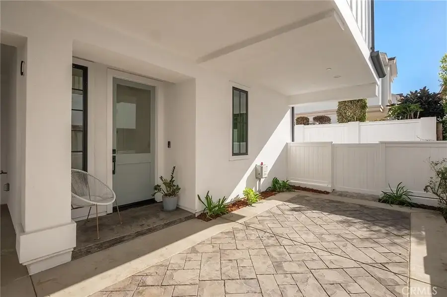 2114 Carnegie Lane #C, Redondo Beach, CA 90278 - Image #3