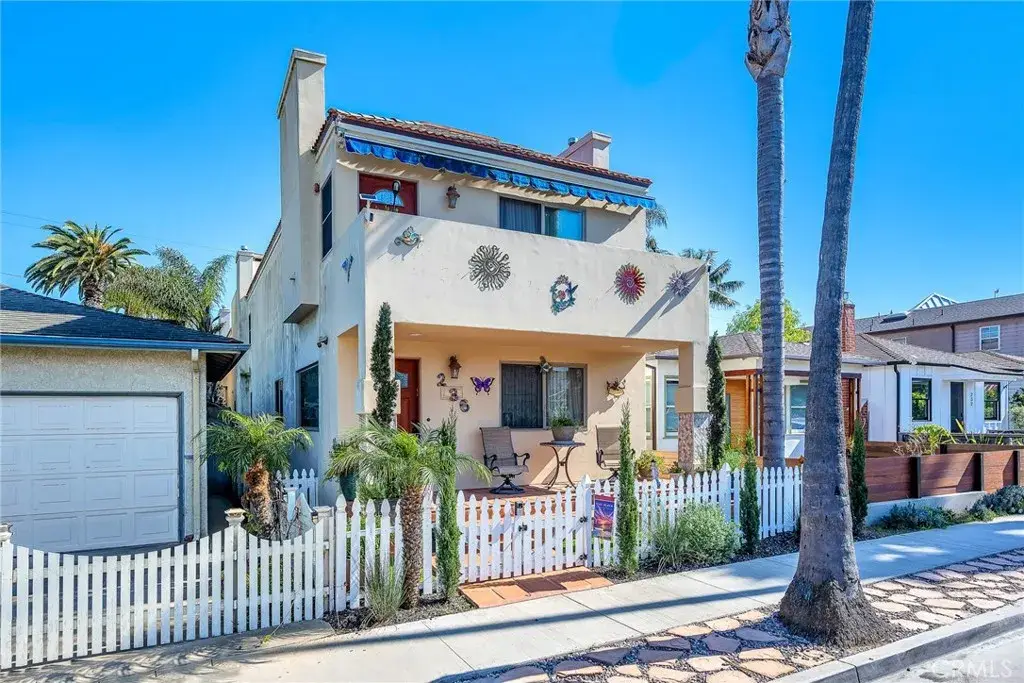 236 8th St, Seal Beach, CA 90740 - #1