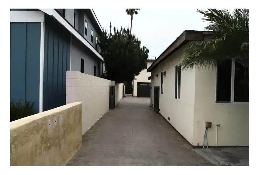 5138 W 135th, Hawthorne, CA 90250 - #2