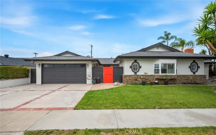 5471 Meadowlark Drive, Huntington Beach, CA 92649 - #2
