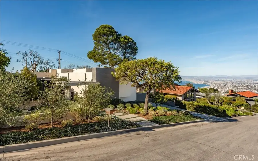 6085 Woodfern Drive, Rancho Palos Verdes, CA 90275 - #3