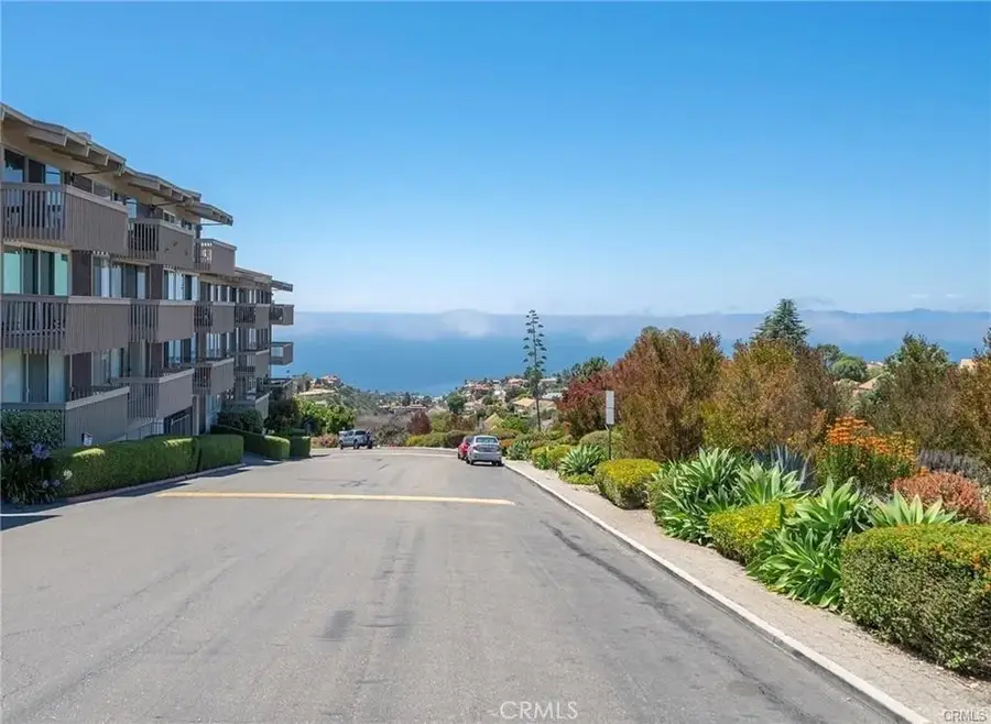 6542 Ocean Crest #D207, Rancho Palos Verdes, CA 90275 - #3