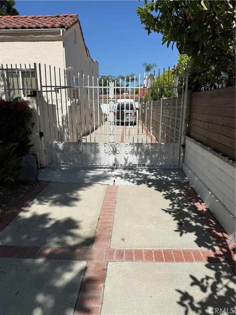 909 S Cochran, Los Angeles, CA 90036 - #3