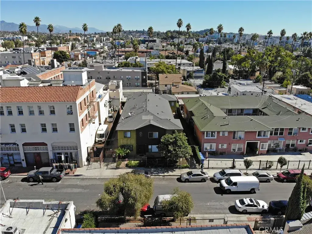 1646 N Harvard, Los Angeles, CA 90027 - #1