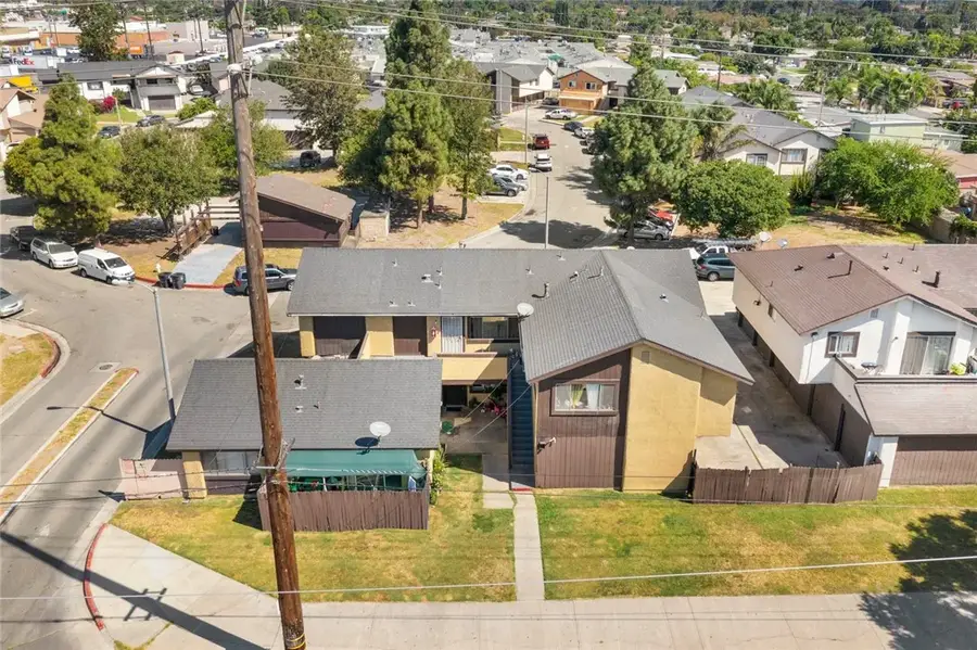 1023 W Central Avenue, Santa Ana, CA 92707 - Image #2