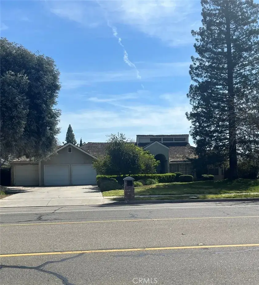 417 W Audubon Drive, Fresno, CA 93711 - Image #1