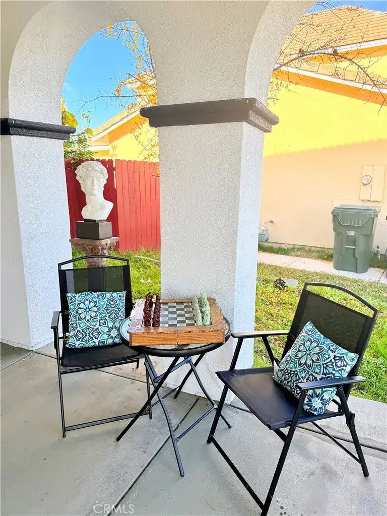 2572 S Young Court, San Bernardino, CA 92408 - Image #2