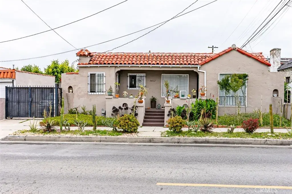 8462 S Denker Avenue, Los Angeles, CA 90047 - Image #1