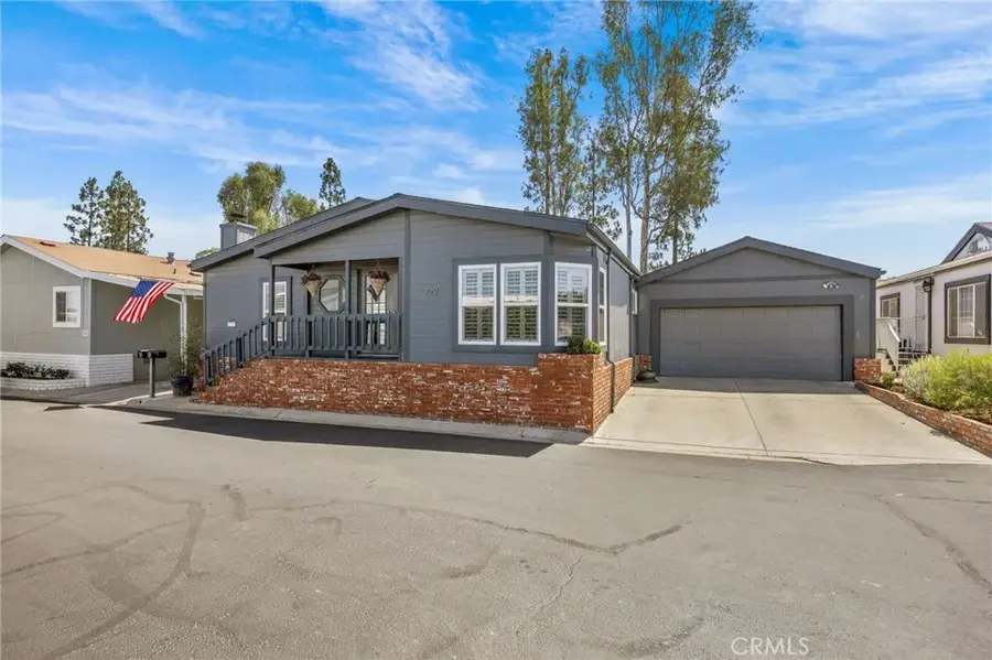 23301 Ridge Route #229, Laguna Hills, CA 92653 - Image #2