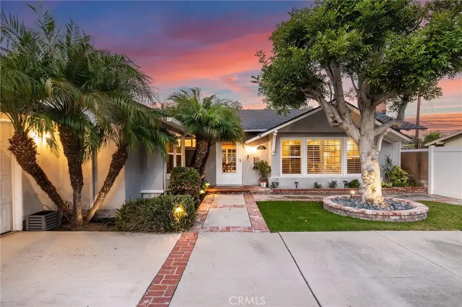12852 Foster Road, Rossmoor, CA 90720 - Image #2