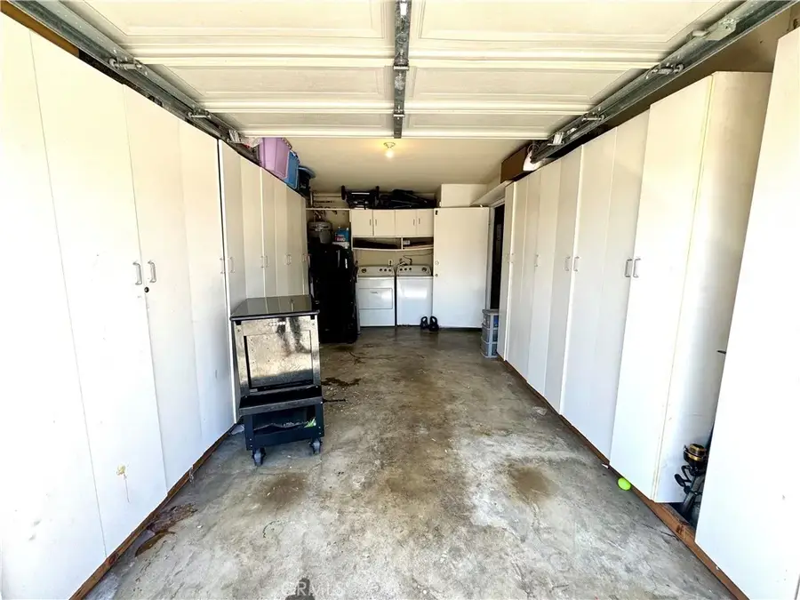 10915 Grape Street, Los Angeles, CA 90059 - Image #2