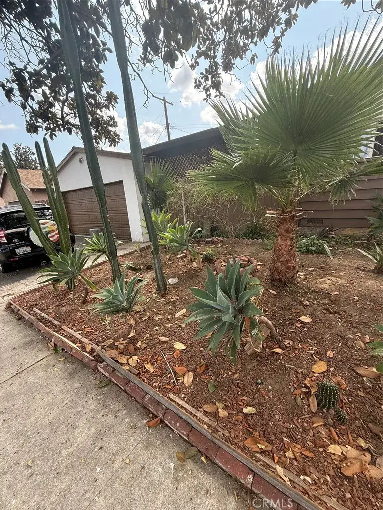 7663 Willis Ave, Van Nuys, CA 91405 - Image #2