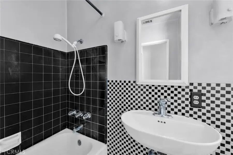 10654 Amapolas Street, Redlands, CA 92373 - Image #3