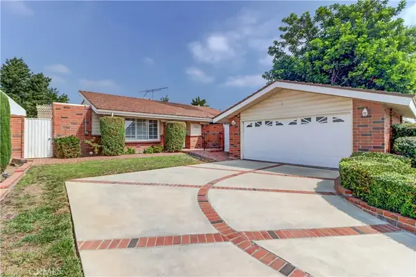 1722 New Hampshire, Costa Mesa, CA 92626