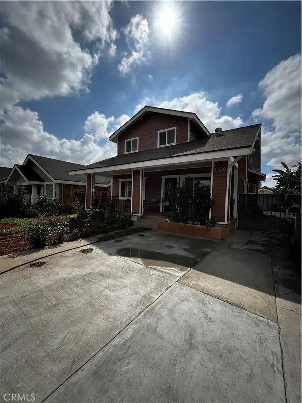 1330 W 48th Street, Los Angeles, CA 90037