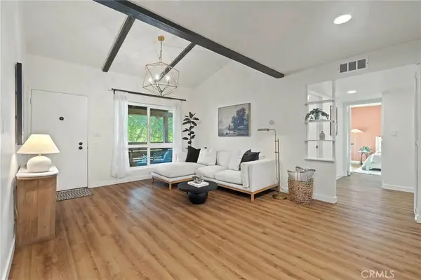 3725 Country Club Drive #10, Long Beach, CA 90807