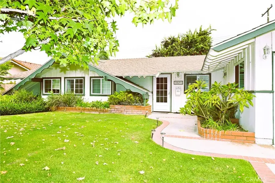 10691 Perrin Drive, Garden Grove, CA 92840 - Image #2