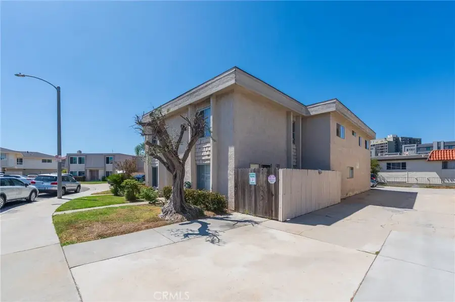 7831 Shaffer, Huntington Beach, CA 92648 - Image #2
