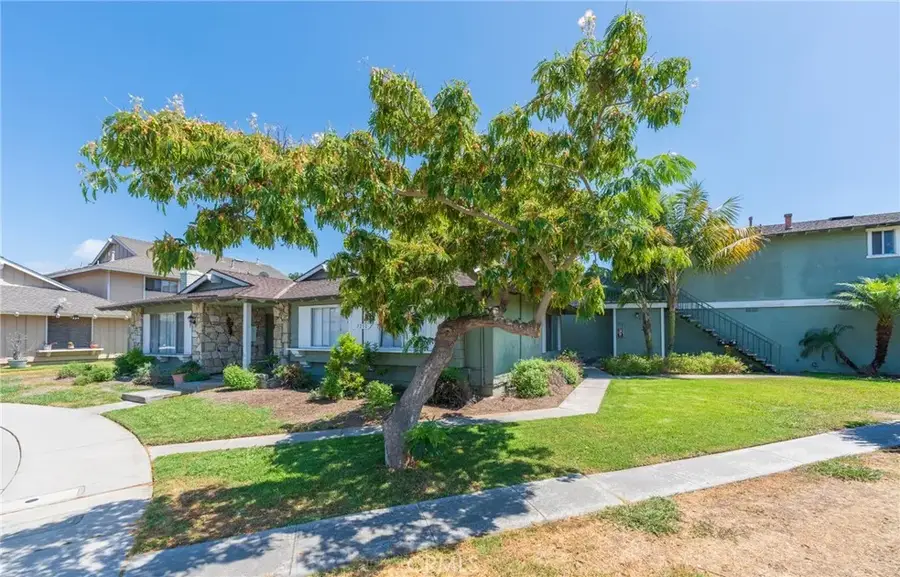 7252 Elk, Huntington Beach, CA 92647 - Image #3
