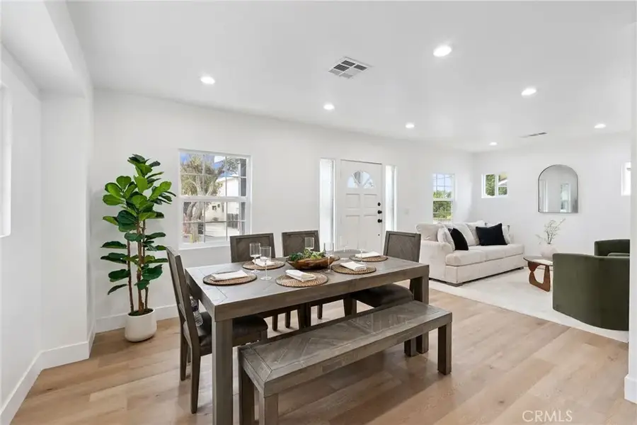 1005 E Brett St, Inglewood, CA 90302 - Image #2