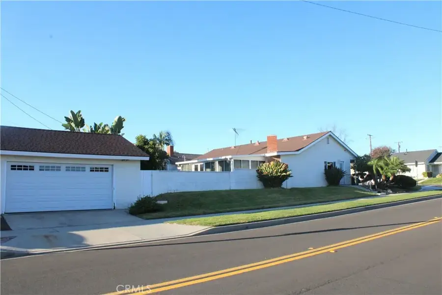 15856 Lawnhill Drive, La Mirada, CA 90638 - Image #3
