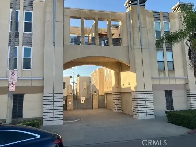 8021 S Vermont Avenue #24, Los Angeles, CA 90044 - Image #2