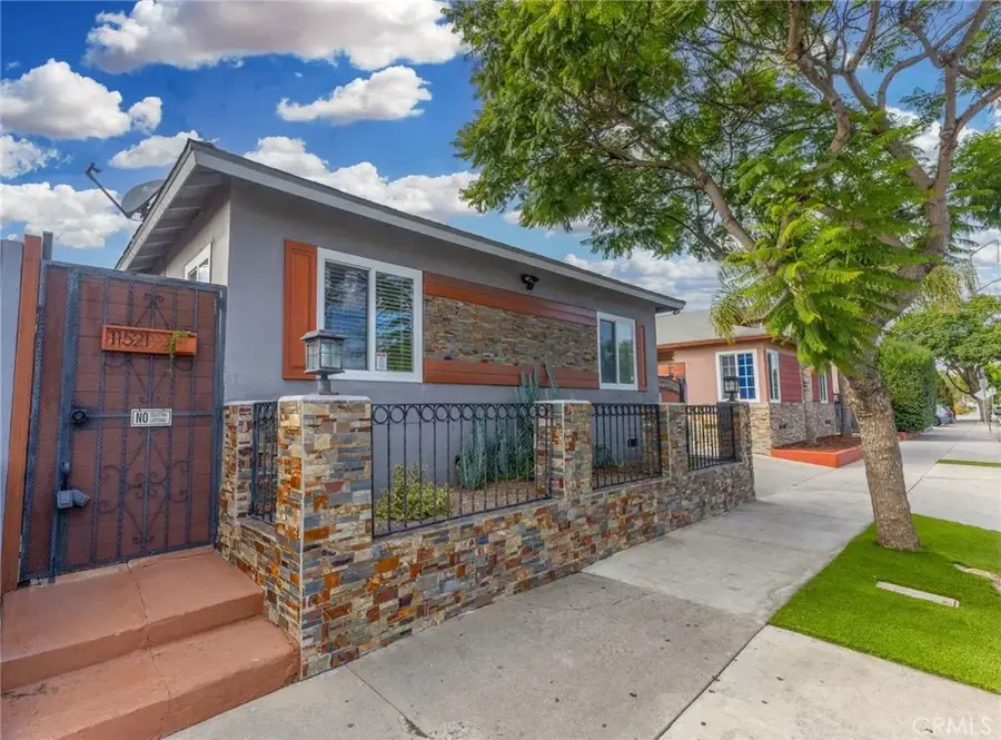 11521 Inglewood Avenue, Hawthorne, CA 90250 - Image #2