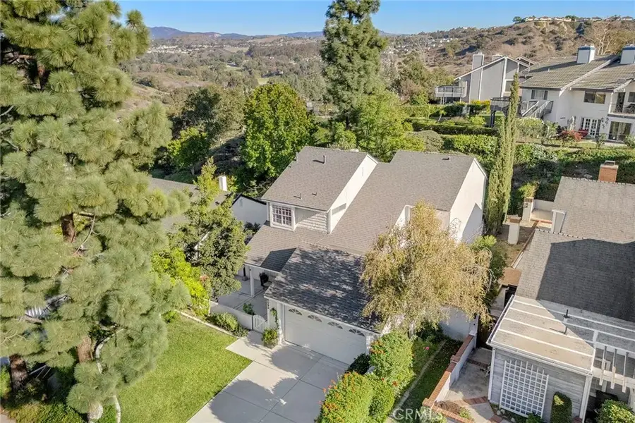 6093 E Brighton, Anaheim, CA 92807 - Image #2