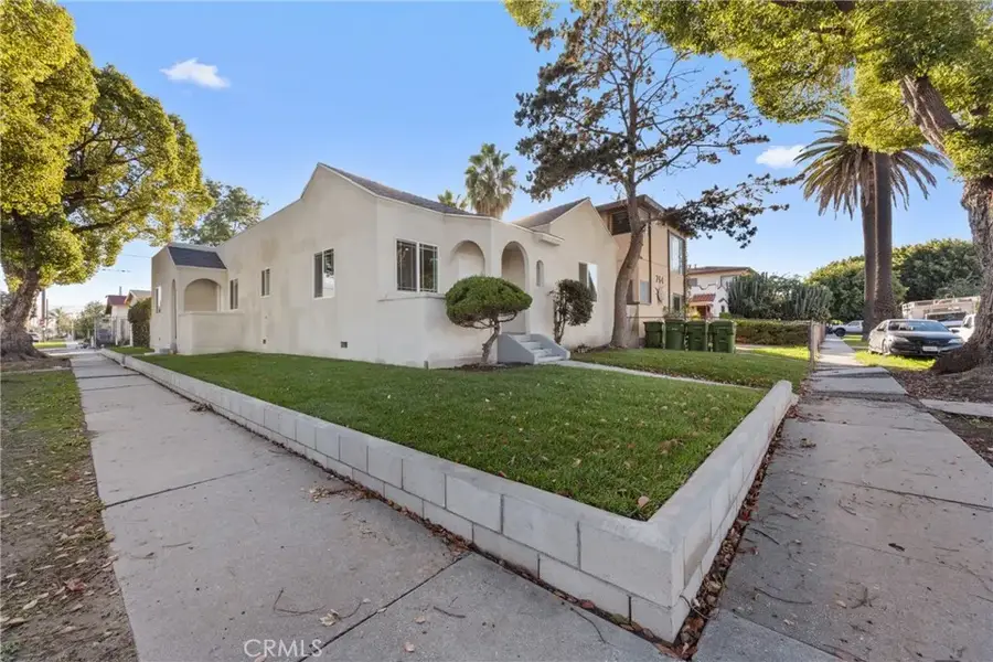 8405 Mckinley Avenue, Los Angeles, CA 90001 - Image #2