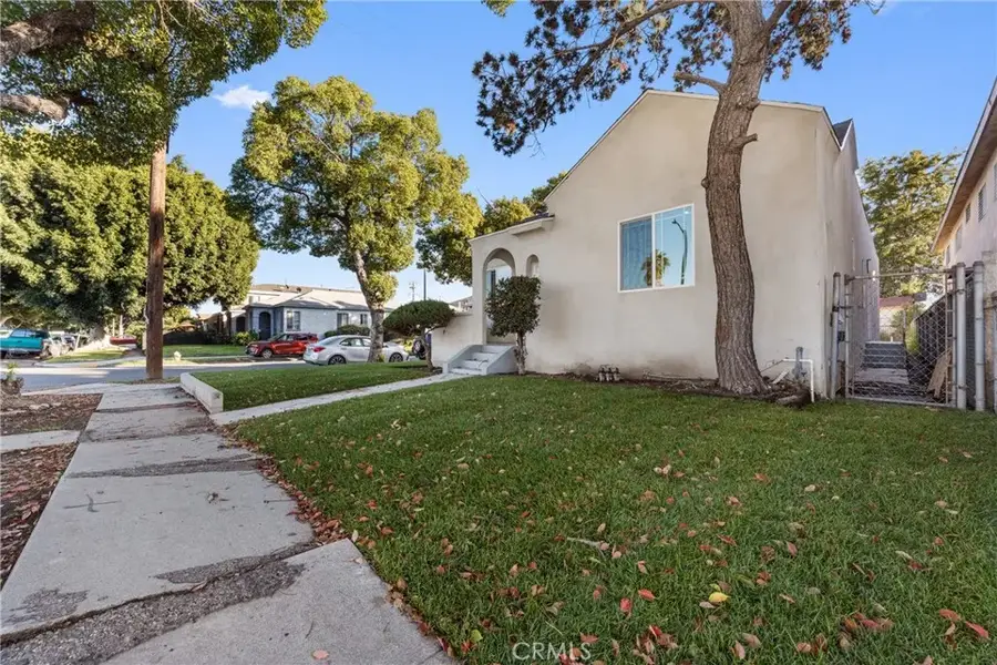 8405 Mckinley Avenue, Los Angeles, CA 90001 - Image #3