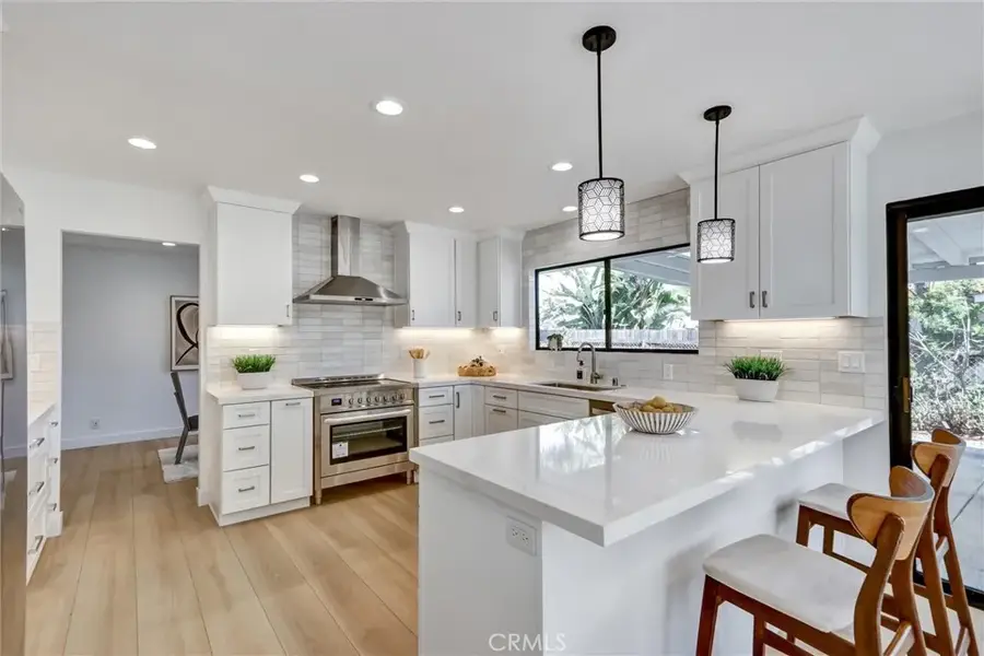 5515 Thunderbird, La Jolla, CA 92037 - Image #3