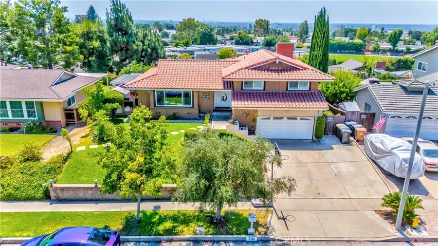 2132 Calavera, Fullerton, CA 92833 - Image #2