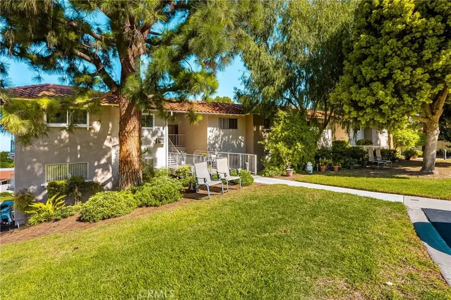 2286 Via Puerta #A, Laguna Woods, CA 92637 - Image #3