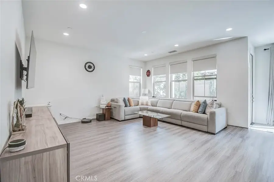 128 Full Sun, Irvine, CA 92618 - Image #3