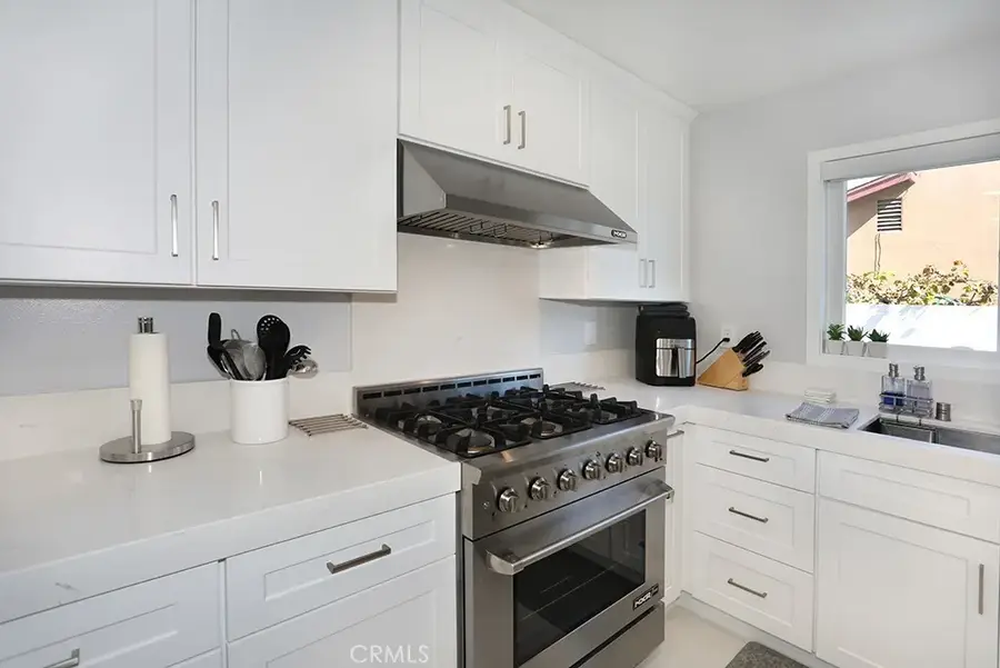 9429 El Valle, Fountain Valley, CA 92708 - Image #3