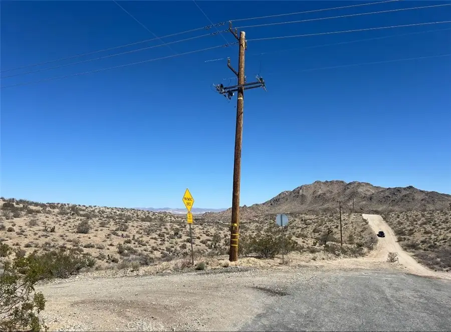 4515 Alta, Yucca Valley, CA 92284 - Image #3