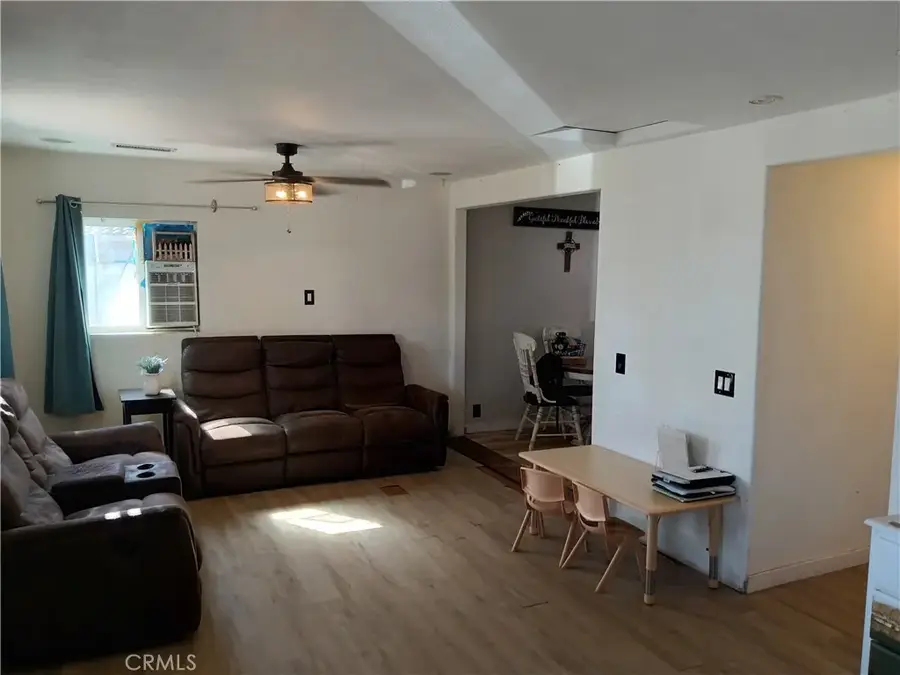 1294 E Mission, Escondido, CA 92027 - Image #2