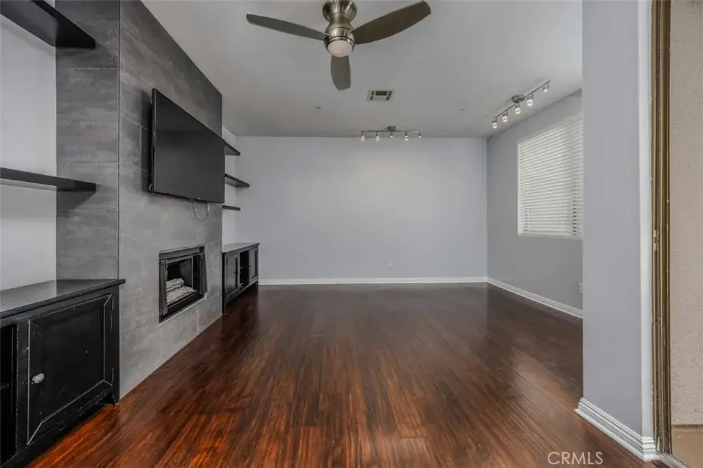 555 Maine Avenue #330, Long Beach, CA 90802 - Image #1