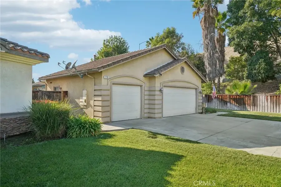 776 Briarwood Ln, Pomona, CA 91767 - Image #2