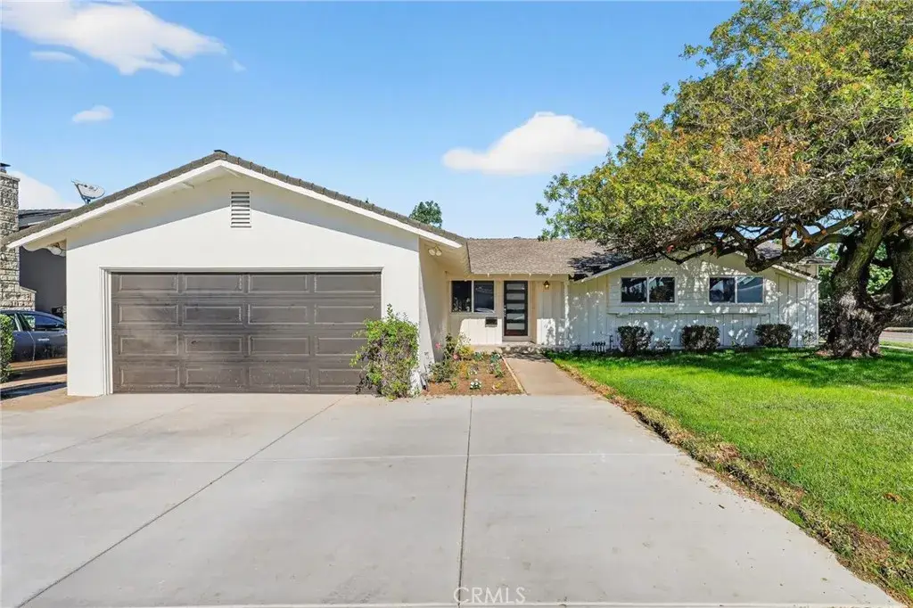 445 E Hoover, Orange, CA 92867 - Image #1