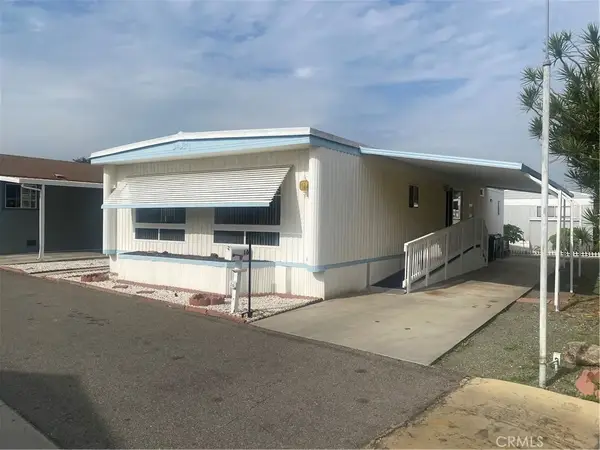 16 Palm Via, Anaheim, CA 92801