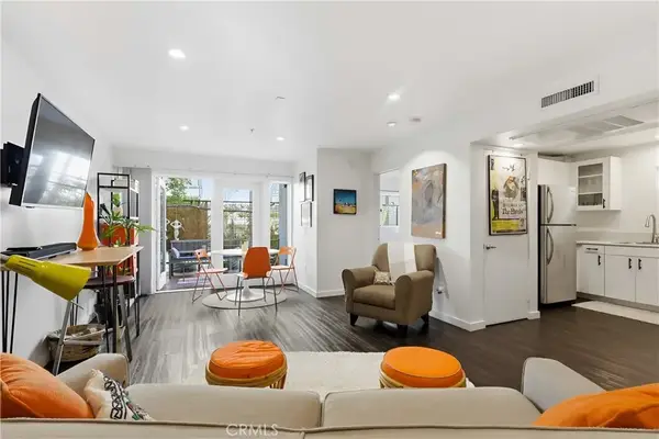 834 E 4th Street #29, Long Beach, CA 90802