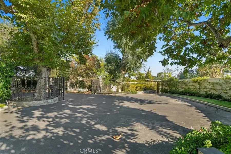 1458 Hillcrest, Pasadena, CA 91106 - Image #2